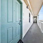 Celadon 1103 - Beach Paradise